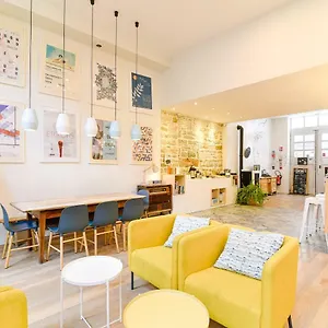 Slo Living , Lyon Frankrijk